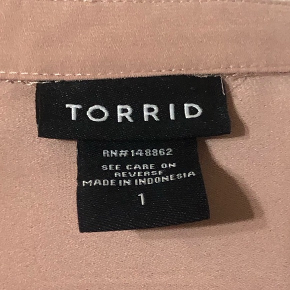 torrid Harper Georgette Pullover 3/4 Sleeve Pink Sheer Blouse with buttons - Picture 8 of 9